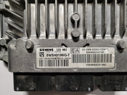 Peugeot Citroen ECU / 5WS40196G-T / SW 9658345180 / HW 9655041480 / SID803