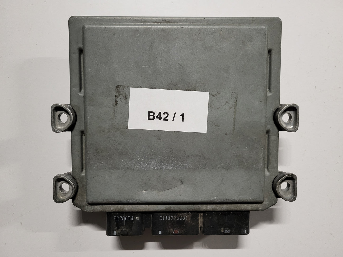 Peugeot Citroen ECU / 5WS40196G-T / SW 9658345180 / HW 9655041480 / SID803
