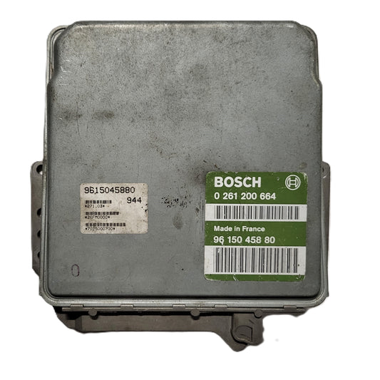 Peugeot ECU / 0261200664 / 9615045880 / BOSCH