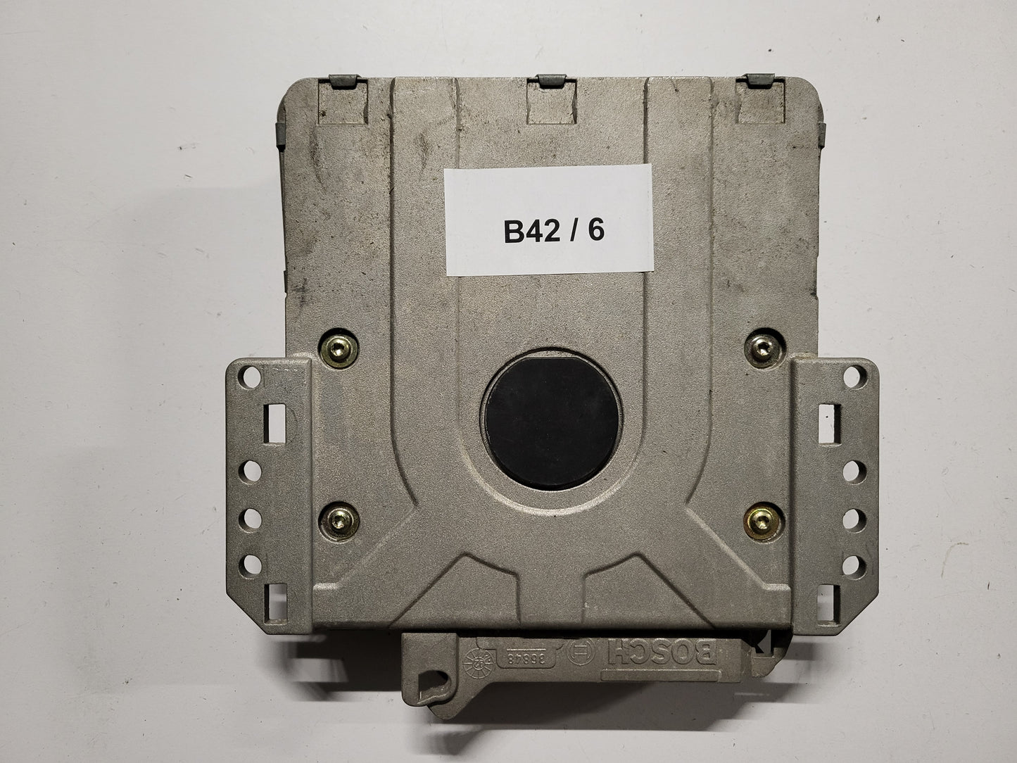 Peugeot ECU / 0261200664 / 9615045880 / BOSCH