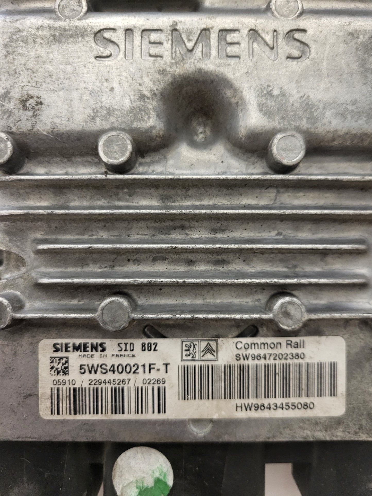 Peugeot Citroen ECU / 5WS40021F-T / 9647202380 / 9643455080 / SID802