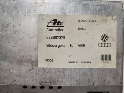 VW VOLKSWAGEN ECU ABS / 535907379 / 10.0935-0134.4 / ATE