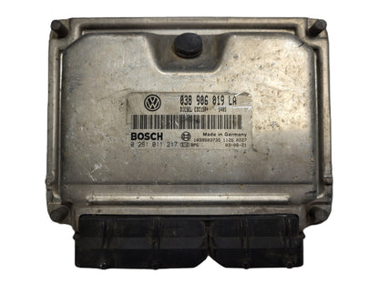 VW ŠKODA ECU / 038906019LA / 0281011217 / EDC15P+ / BOSCH