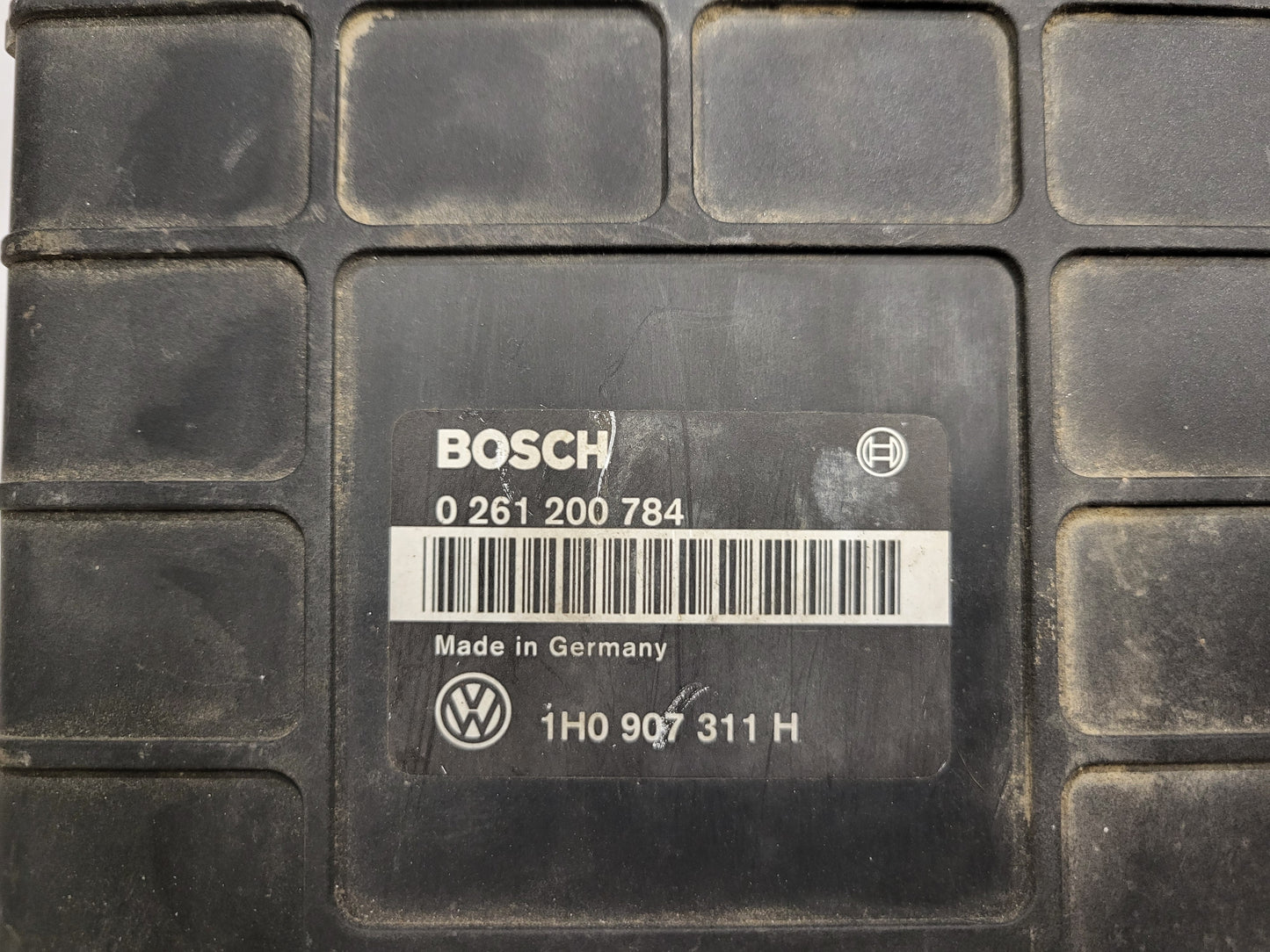 VW GOLF 3 ECU / 0261200784 / 1H0907311H / BOSCH