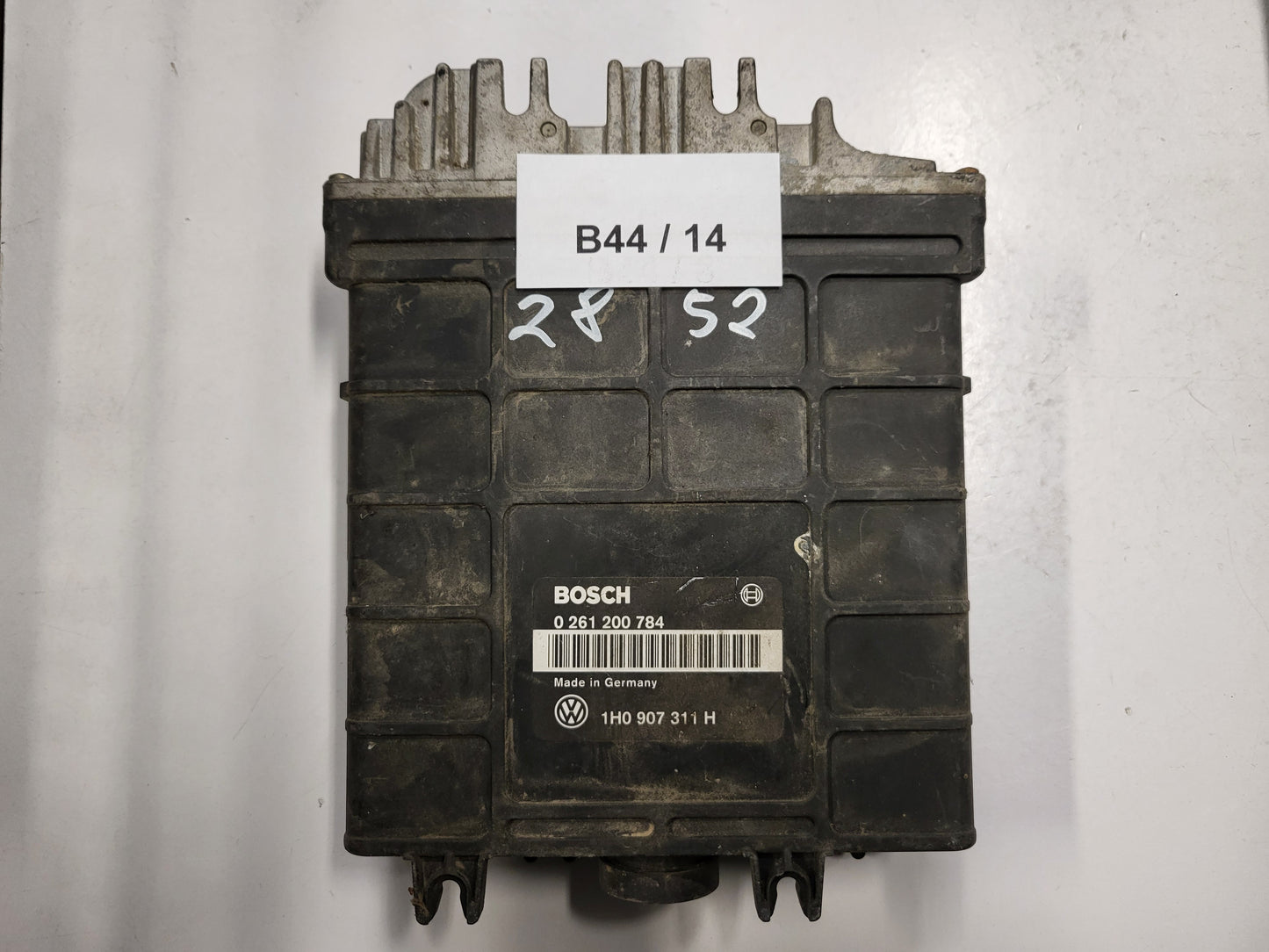 VW GOLF 3 ECU / 0261200784 / 1H0907311H / BOSCH