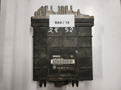 VW GOLF 3 ECU / 0261200784 / 1H0907311H / BOSCH