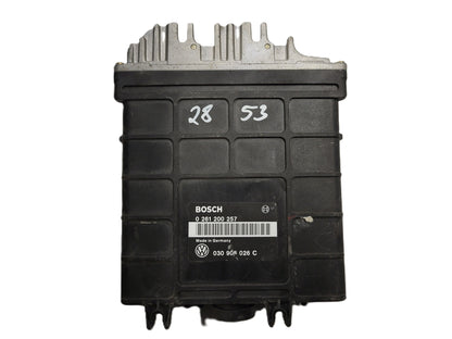 VW GOLF 3 ECU / 0261200257 / 030906026C / BOSCH