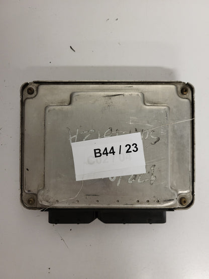 VW SEAT ECU / 038906019HQ / 0281010957 / EDC15P+ / BOSCH