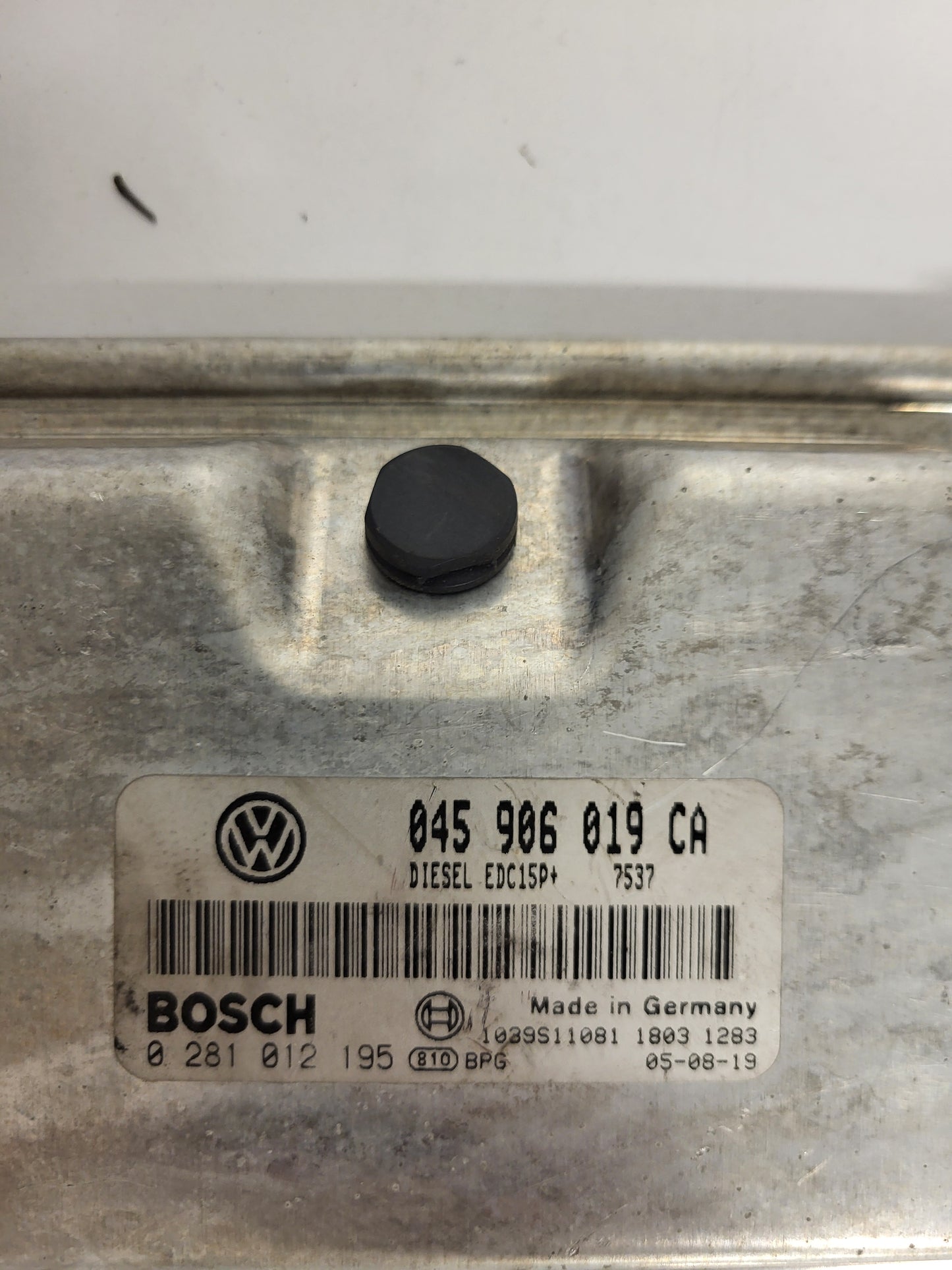 VW POLO ECU / 045906019CA / 0281012195 / EDC15P+ / BOSCH