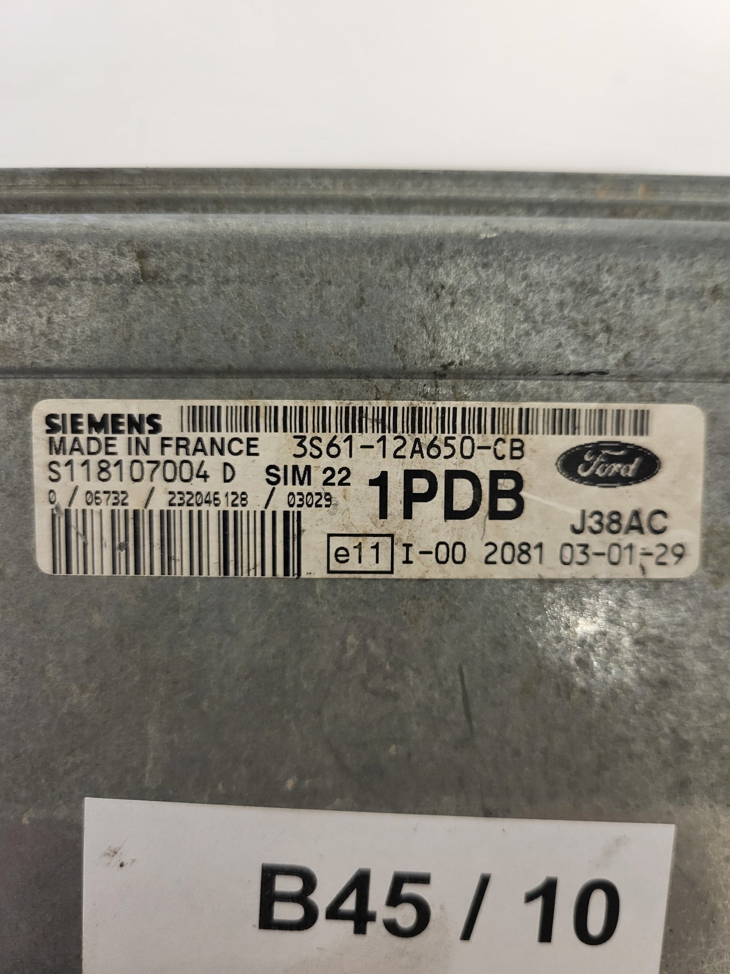 Ford ECU / S118107004D / 3S61-12A650-CB / 1PDB / SIM22 / J38AC / SIEMENS