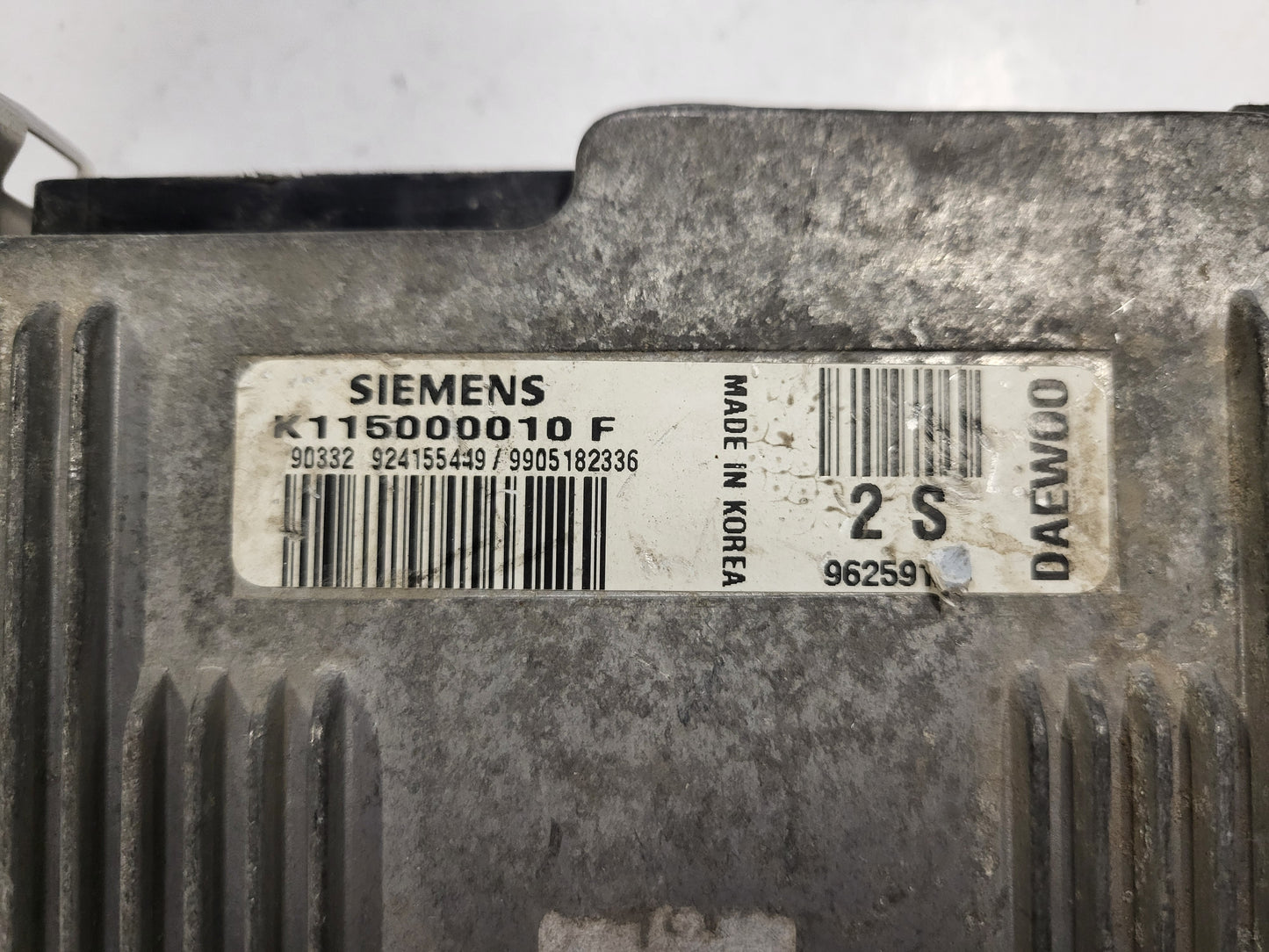 DAEWOO SHADE ECU / K115000010F / 96259124 / SIEMENS