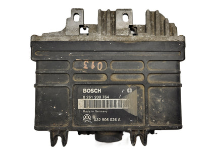 VW GOLF 3 ECU / 0261200764 / 030906026A / BOSCH