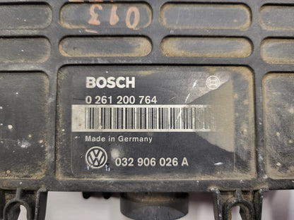 VW GOLF 3 ECU / 0261200764 / 030906026A / BOSCH