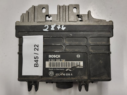 VW GOLF 3 ECU / 0261200764 / 030906026A / BOSCH