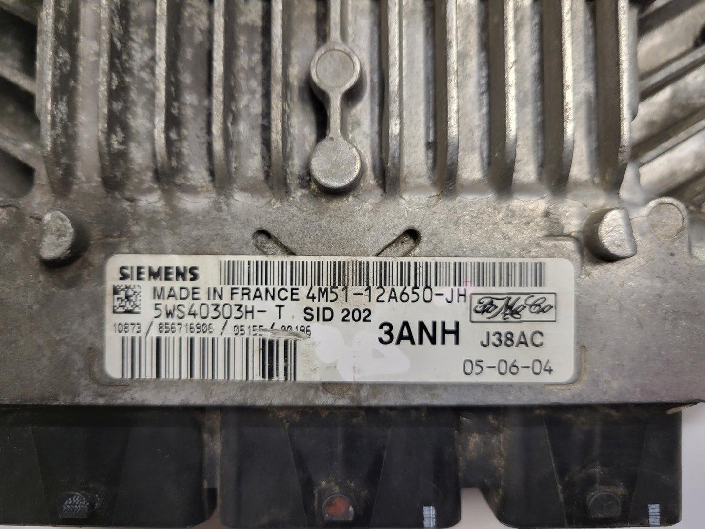 FORD ECU / 4M51-12A650-JH / 5WS40303H-T / 3ANH / J38AC / SIEMENS
