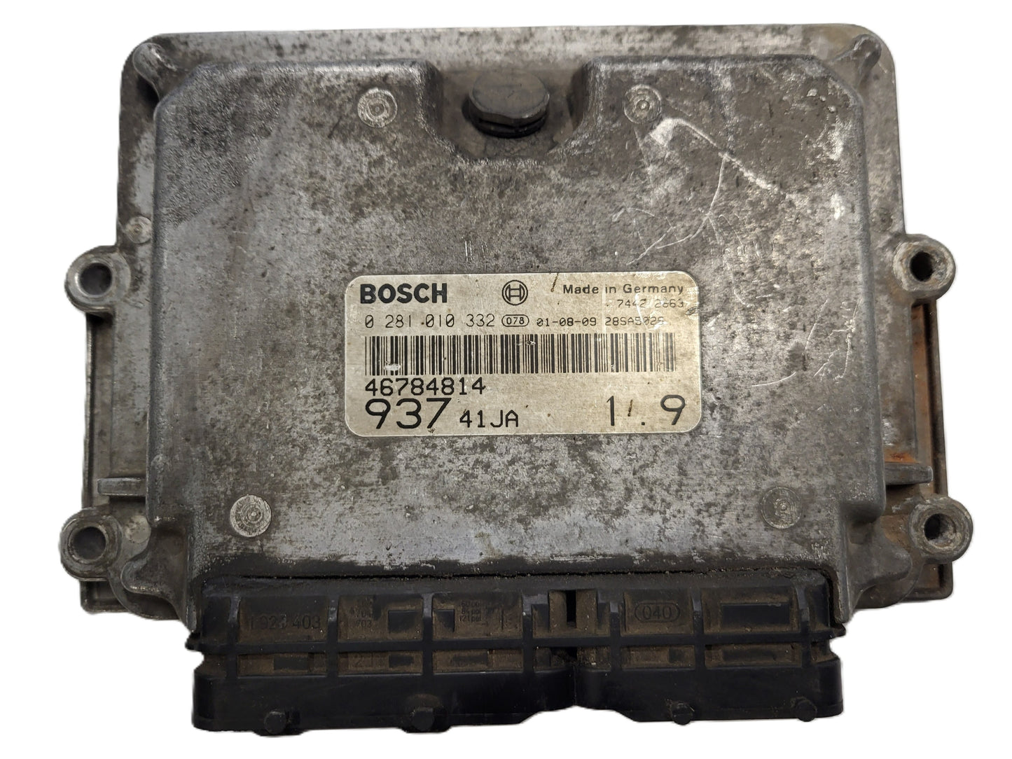 ALFA ROMEO 147 ECU / 0281010332 / 46784814 / BOSCH