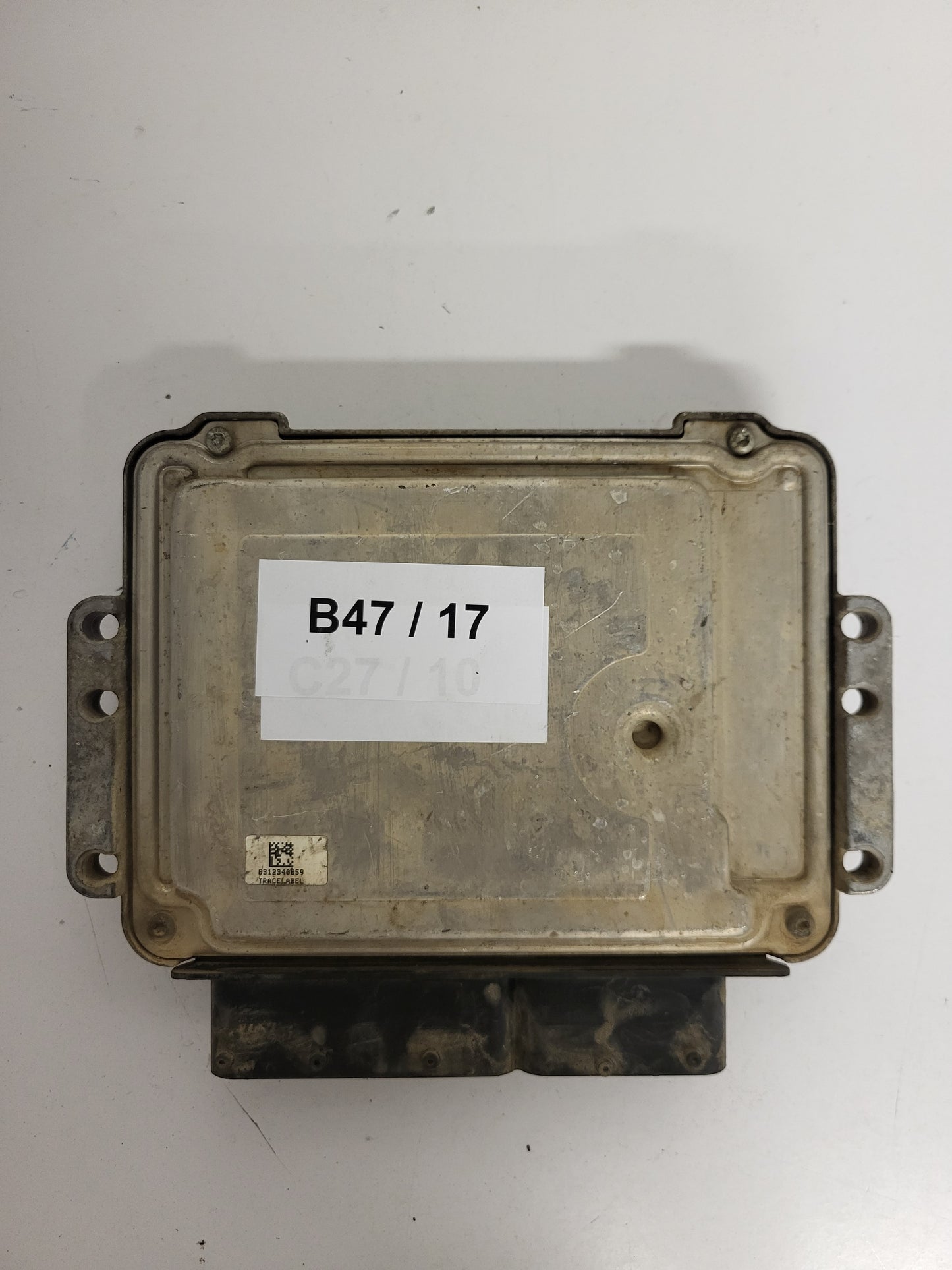 OPEL ASTRA H ECU / 0281012694 / 55560810 / DB / BOSCH