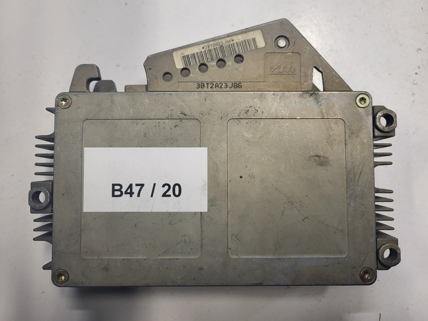 FORD ESCORT ABS ECU / 91AB2C013AB / 10.0940-0704.4 / 3X2395
