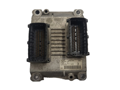 Fiat LANCIA ECU / 0261208205 / 00552088560 / ME73H4F020 / ME73 / BOSCH