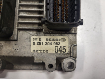 FIAT PUNTO ECU / 0261204983 / 1037352994 / 00467826310 / BOSCH