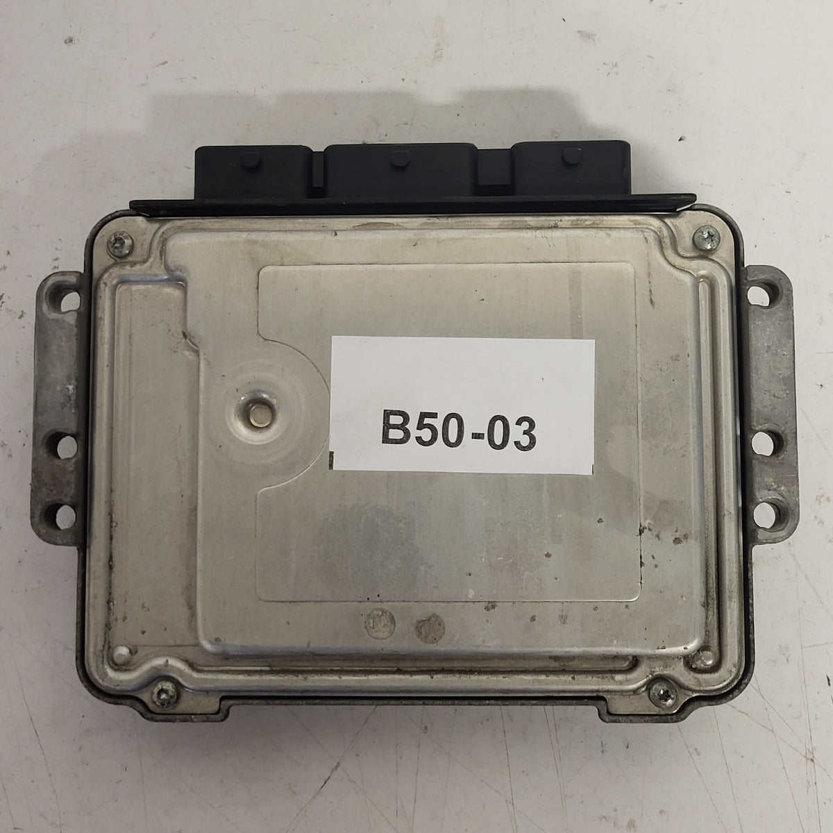 PEUGEOT CITROEN ECU / 0281011802 / 9656841080 / 9653958980 / EDC16C34 / BOSCH - B50-03 - 3