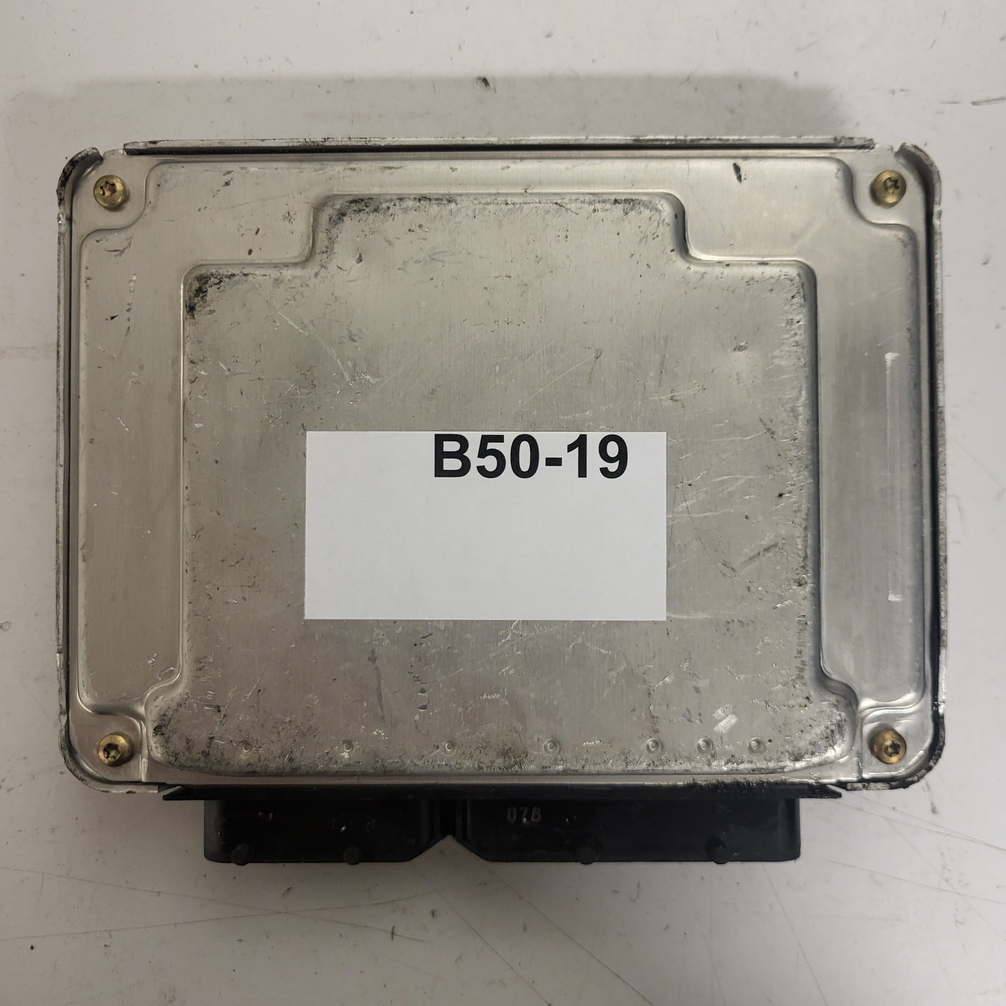 VW PASSAT B5 ECU / 038906019DS / 0281010543 / EDC15P+ / BOSCH