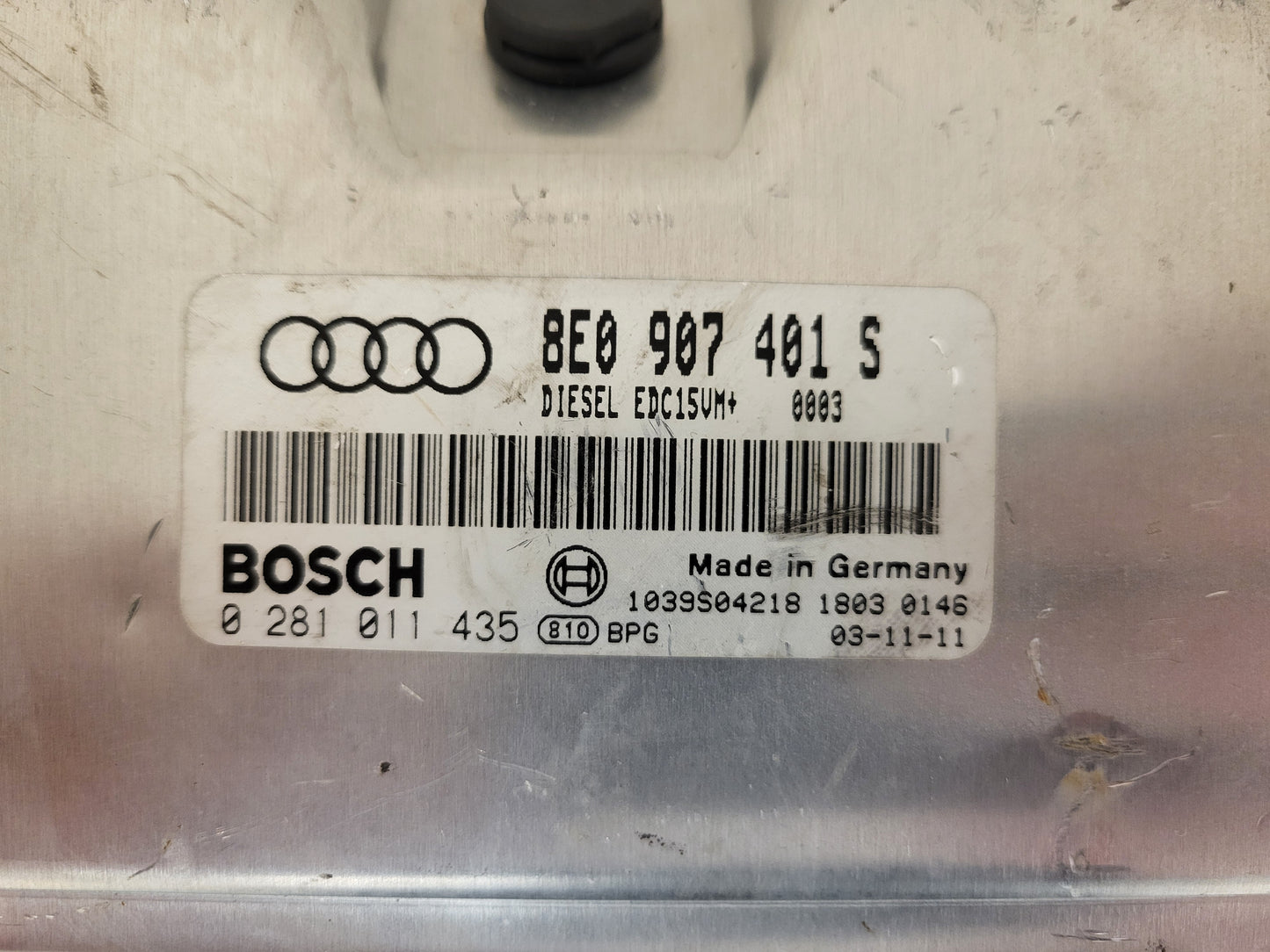 Audi A4 ECU / 8E0907401S / 0281011435 / EDC15VM+ / BOSCH