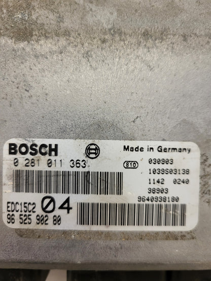 PEUGEOT CITROEN FIAT ECU / 0281011363 / 9652590280 / EDC15C2 / BOSCH