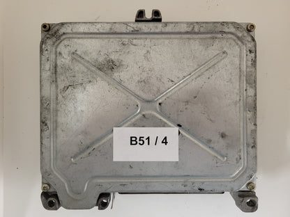 Renault Clio ECU / S101729103P / HOM 7700851758 / 7700864476 / S101729103