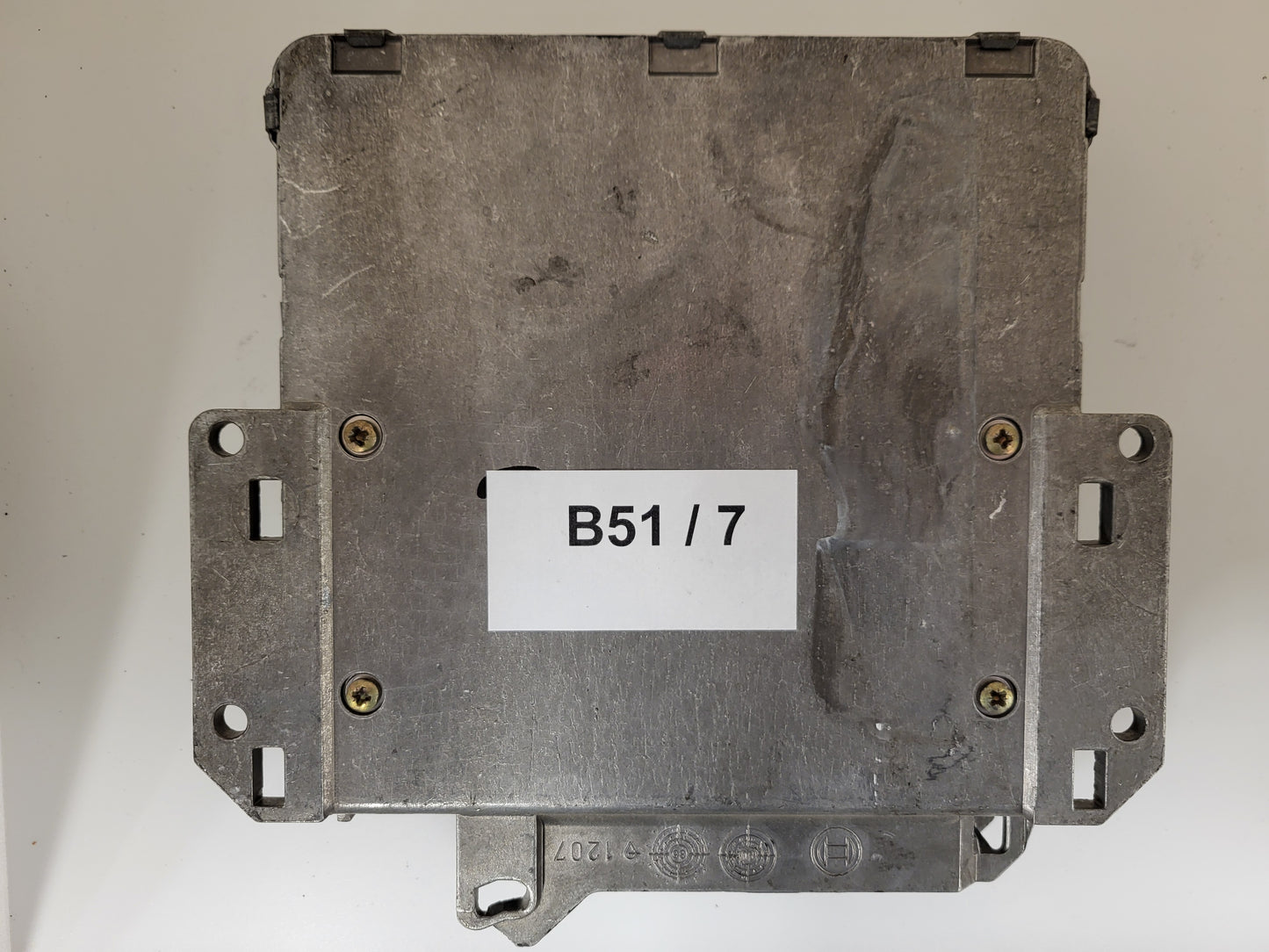 BMW E34 ECU / 0281001163 / 2244675 / 2244734 / BOSCH