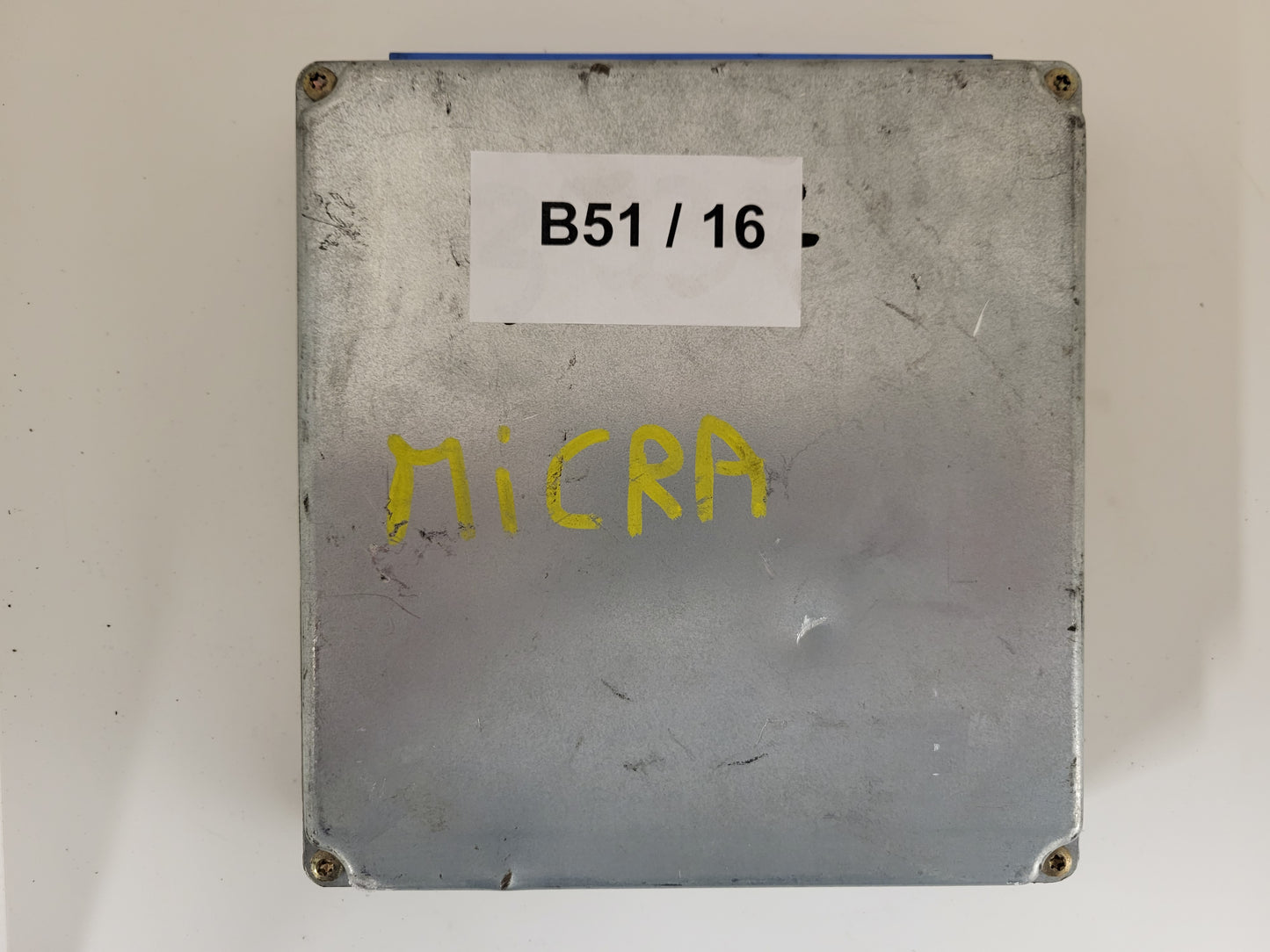 Nissan MICRA ECU / 0261204243 / 23710 74B00 / 74B00-24400 / BOSCH