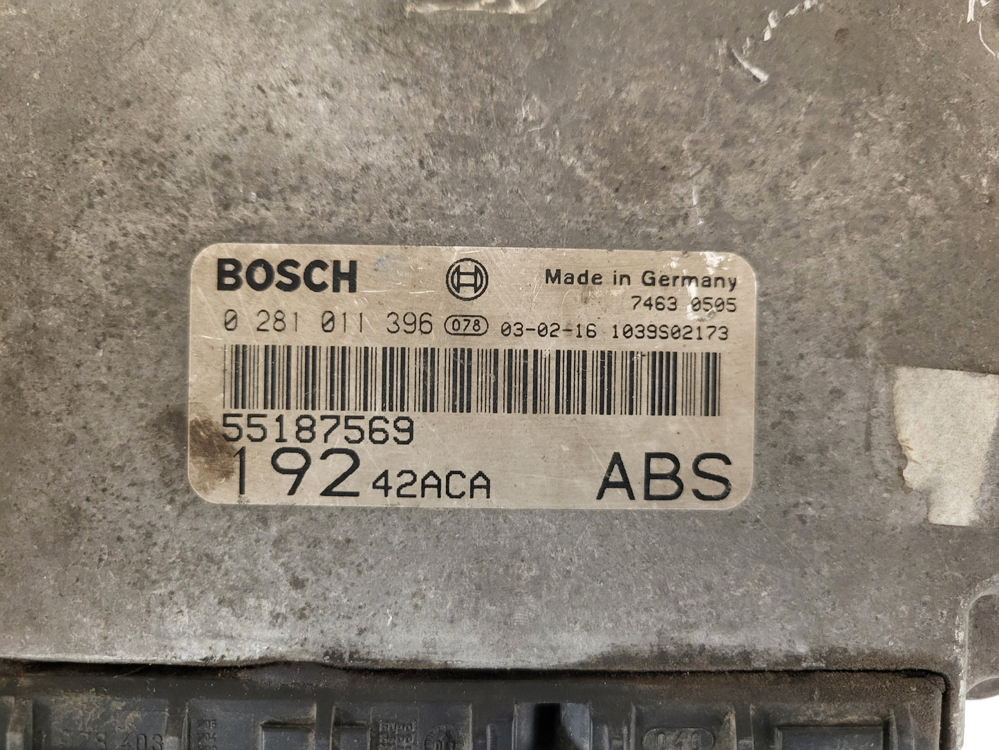 Fiat STILO ECU / 0281011396 / 55187569 / 1039S02173 / BOSCH