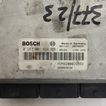 Renault Laguna ECU / 0281001934 / HOM8200039569 / 8200078730 / BOSCH