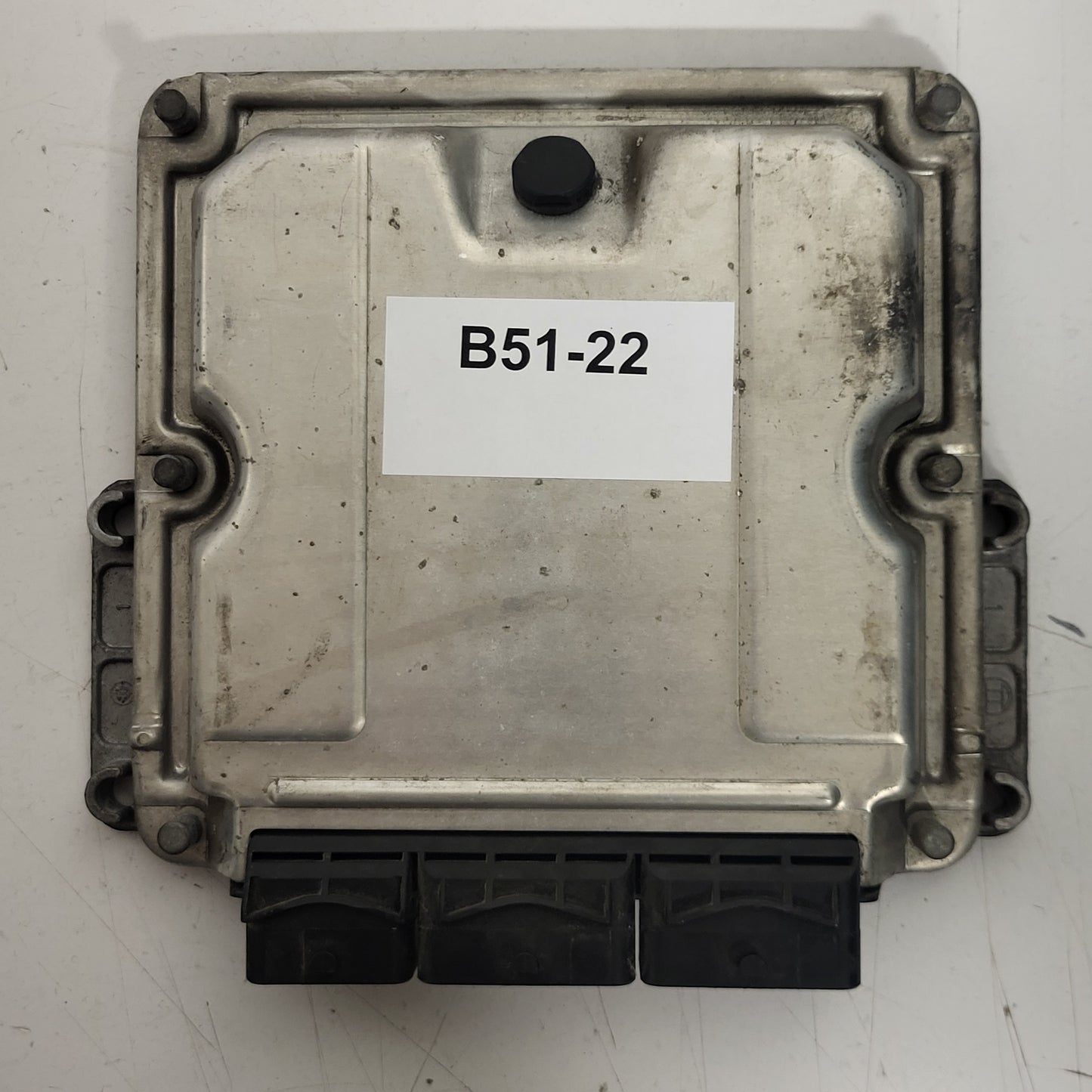 Renault Laguna ECU / 0281001934 / HOM8200039569 / 8200078730 / BOSCH