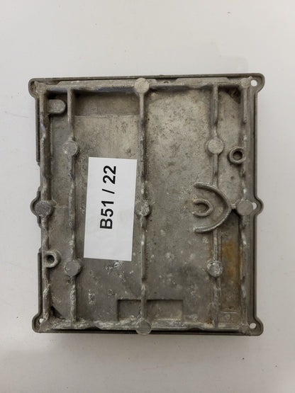 SMART FORTWO ECU / 0261205005 / 0003107V007 / BOSCH