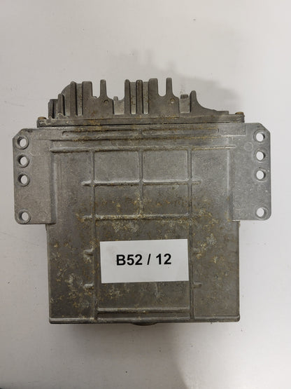 CHRYSLER VOYAER ECU / 0281001333 / TED146700070 / P04686660AD / BOSCH