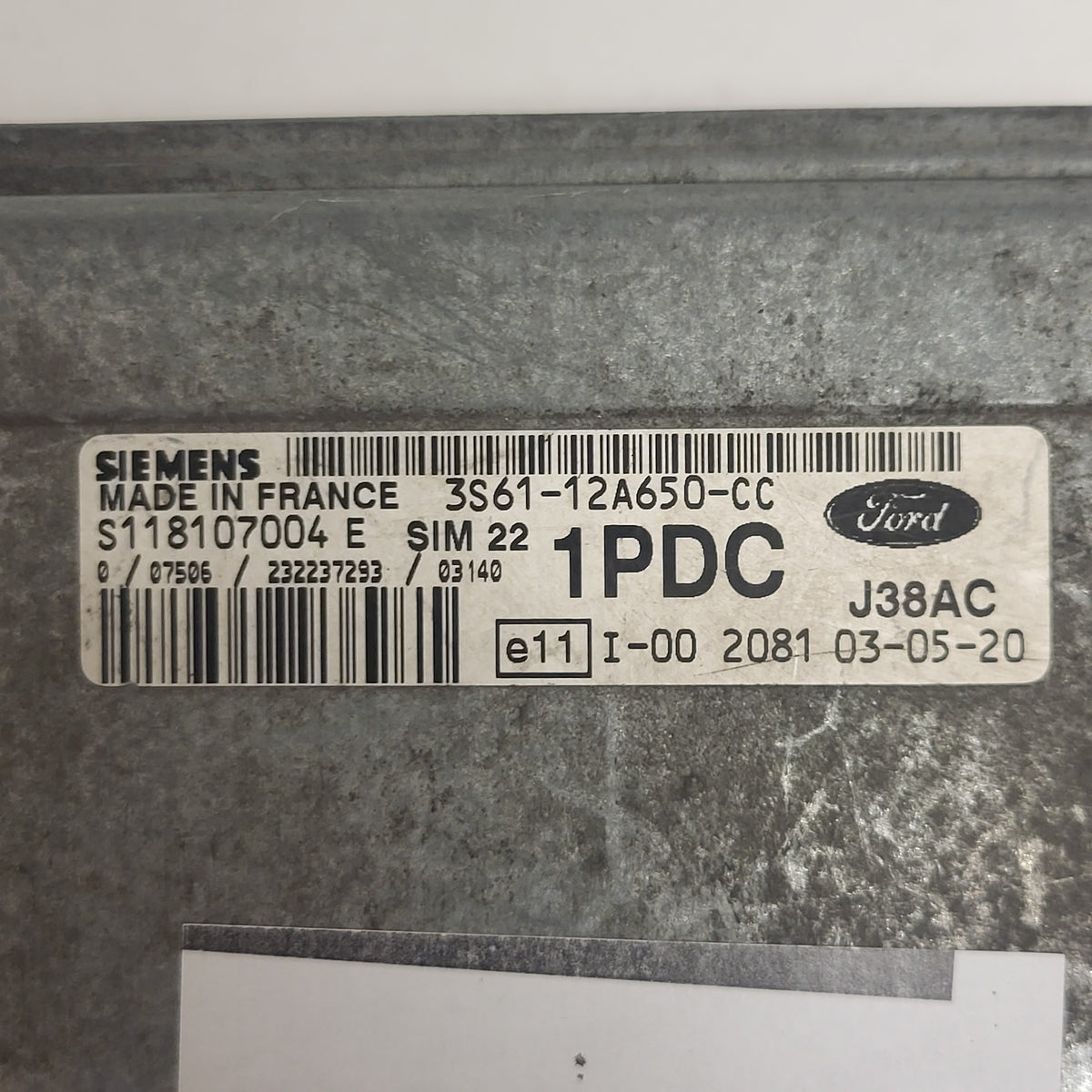Ford FIESTA ECU / 3S61-12A650-CC / 1PDC / S118107004/ SIM22 / S118107004E - B52-15 - 2