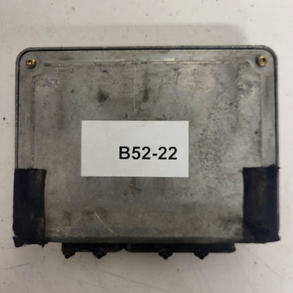 VW GOLF 4 ECU / 038906018J / 0281001613 / BOSCH