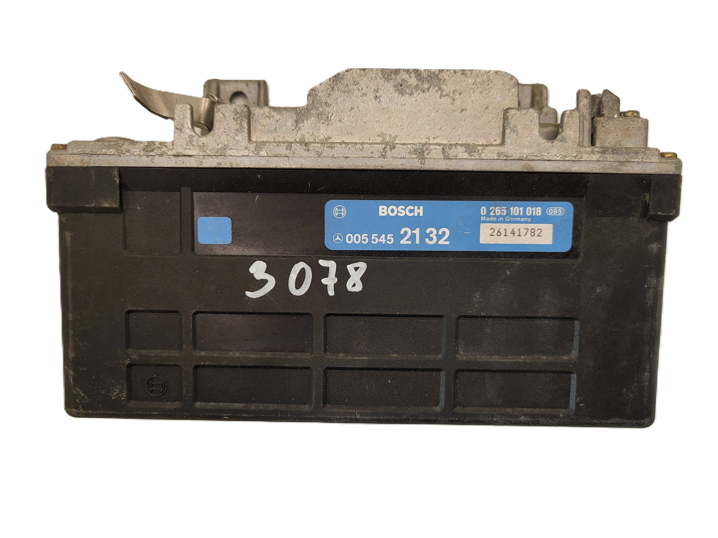 Mercedes ABS ECU / 0265101018 / 005452132 / BOSCH