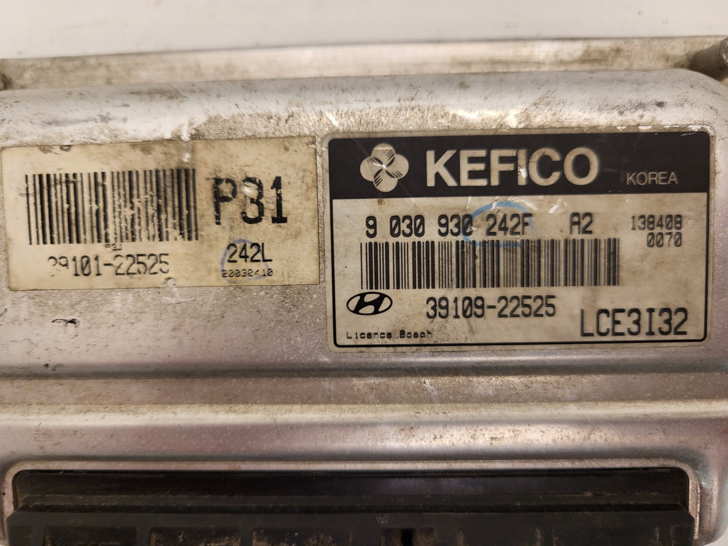 HYUNADI ACCENT ECU / 39109-22525 / 9030930242F / LCE3132 / KEFICO