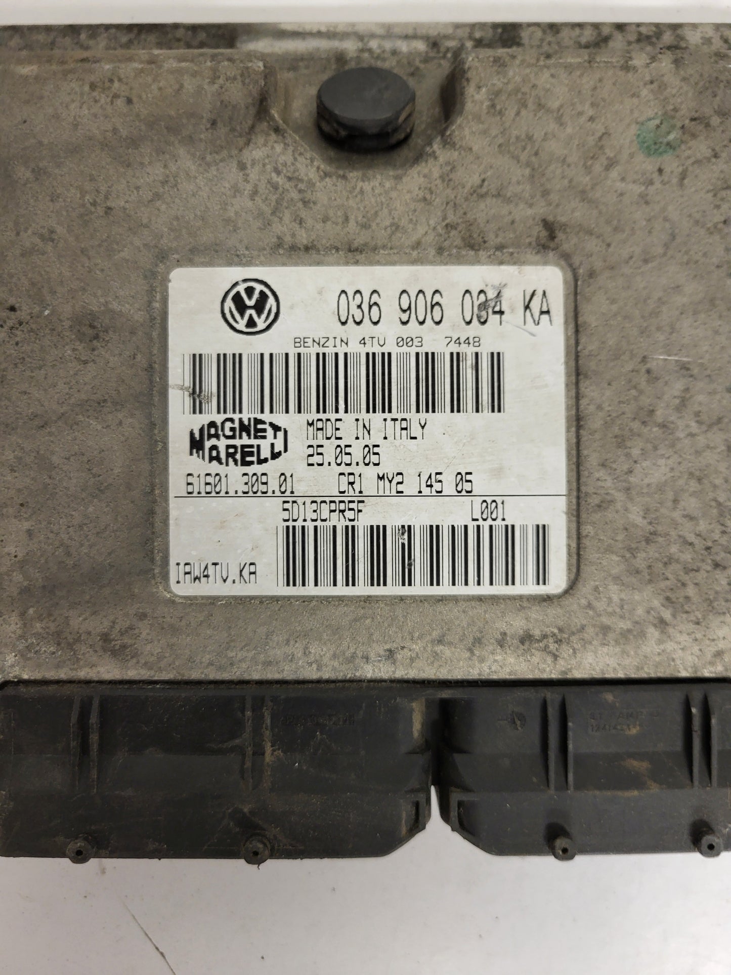 VW ECU / 036906034KA / IAW4TV.KA / 61601.309.01 / MAGNETI MARELLI