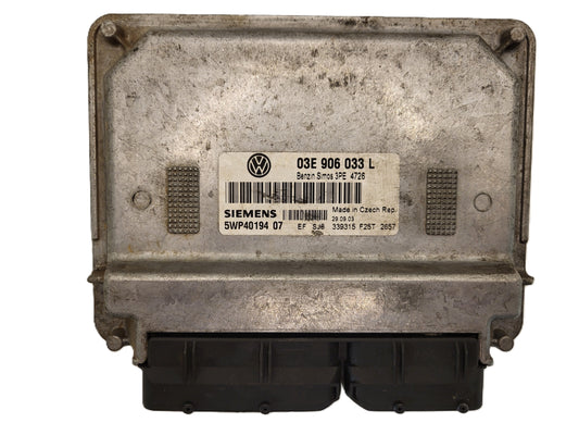 VW POLO ECU / 03E906033L / 5WP40194 07 / BOSCH