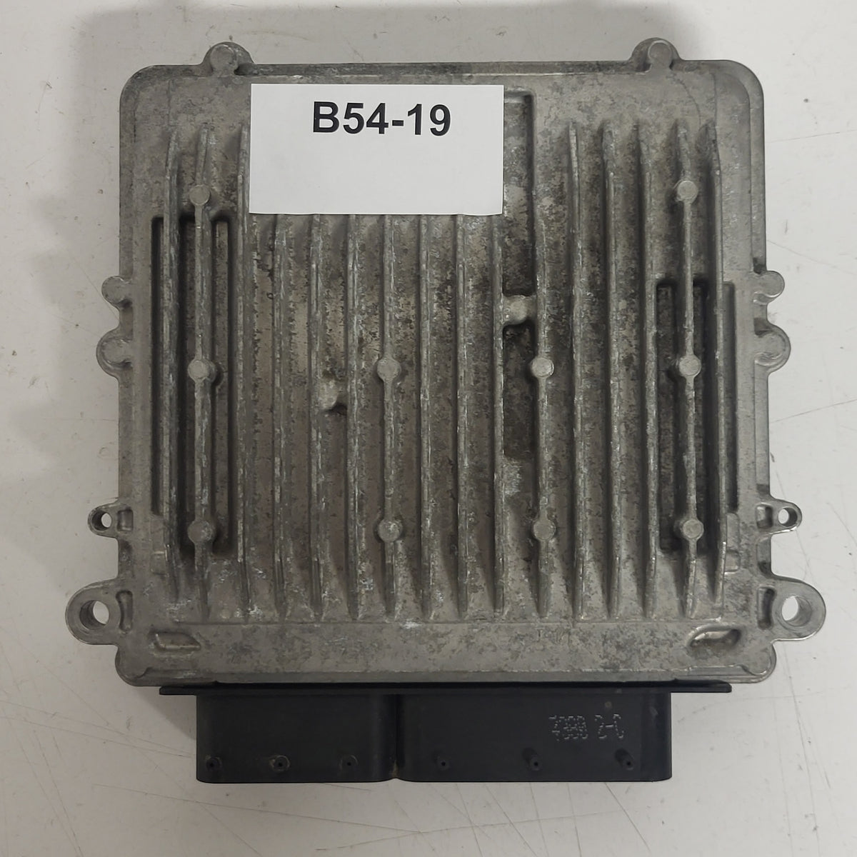 MERCEDES B ECU / 0281017706 / A6409004400 / CR40.40 / OM640 / BOSCH - B54-19 - 3