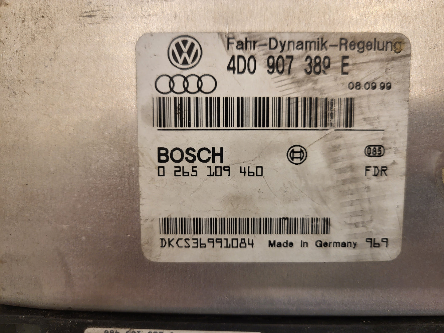 VW AUDI ESP ECU MODULE / 4D0907389E / 0265109460 / BOSCH