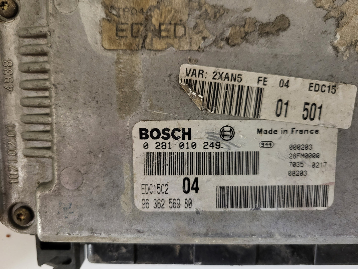 Peugeot Citroen ECU / 0281010249 / 9636256980 / EDC15C2 / BOSCH