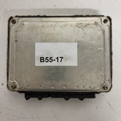 VW POLO 6N ECU / 030906032G / 0261204912 / BOSCH
