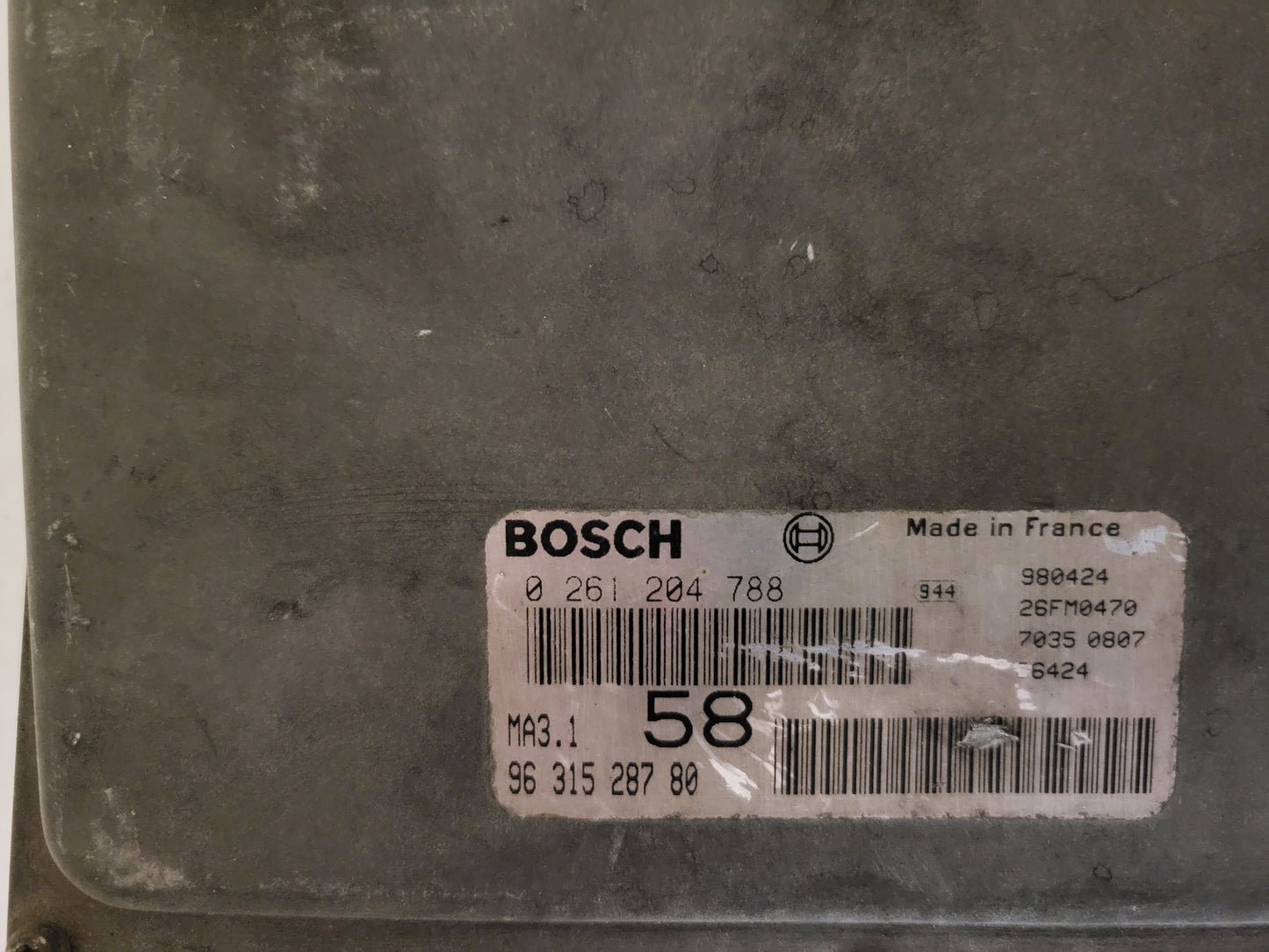 Peugeot Citroen ECU / 0261204788 / 9631528780 / MA3.1 / BOSCH