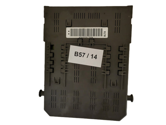 CITROEN C5 FUSE BOX ECU MODULE / 9649301780/ 9637466180 / 98162200 / 26301608