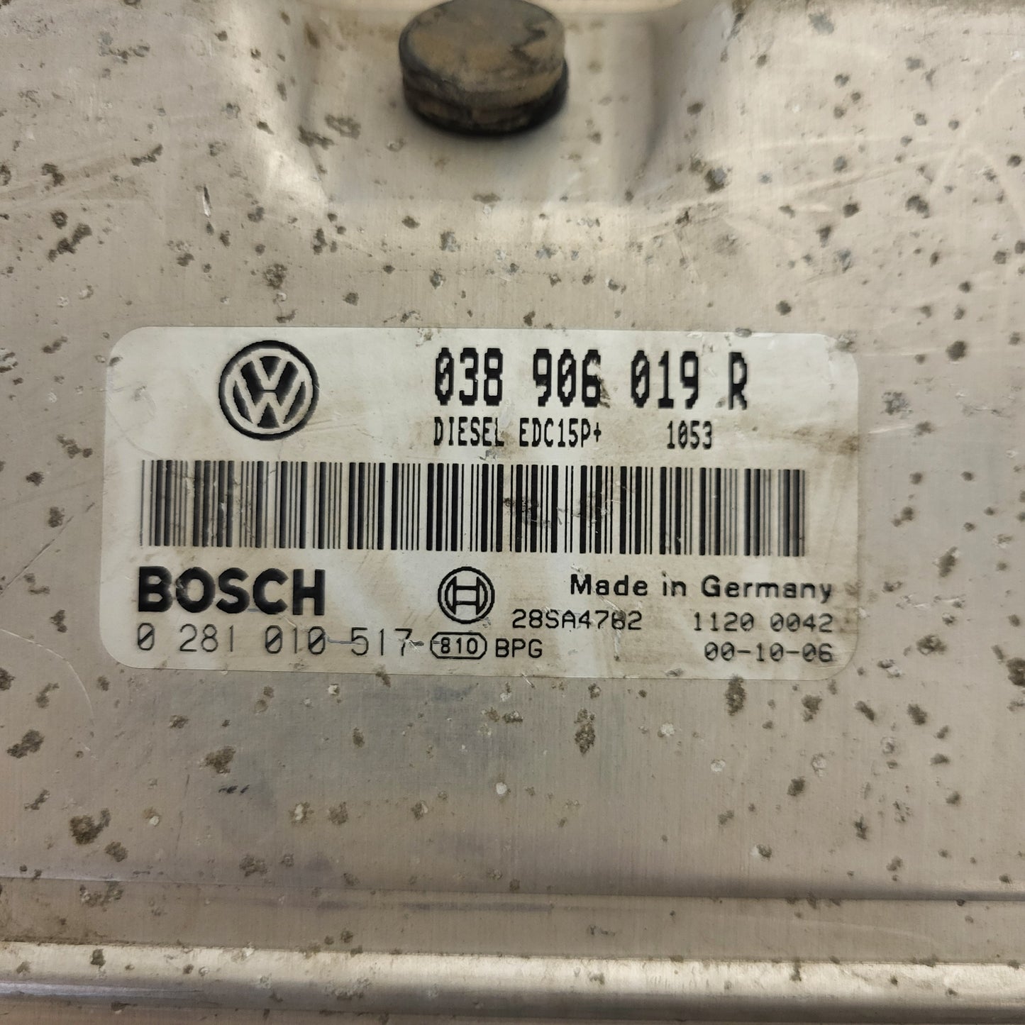 SKODA OCTAVIA ECU / 038906019R / 0281010517 / EDC15P+ / BOSCH