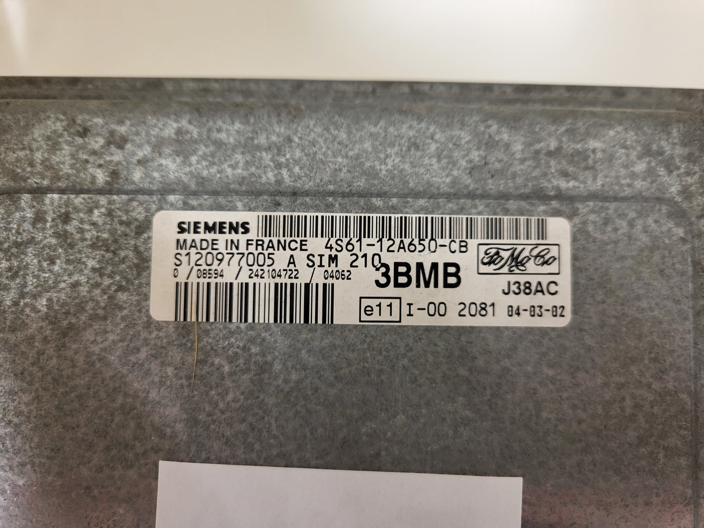 FORD FIESTA ECU / S120977005A / 4S61-12A650-CB / SIM210 / 3BMB / J38AC